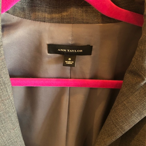 Ann Taylor Grey Pant Suit (blazer 6, pants 10) - Picture 3 of 7
